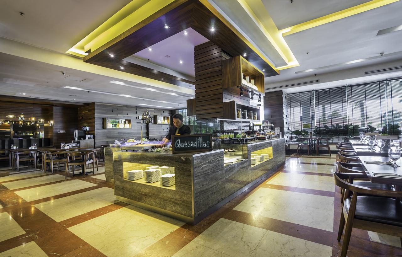 Crystal Crown Hotel Petaling Jaya Exteriér fotografie