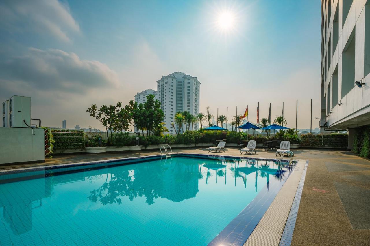Crystal Crown Hotel Petaling Jaya Exteriér fotografie